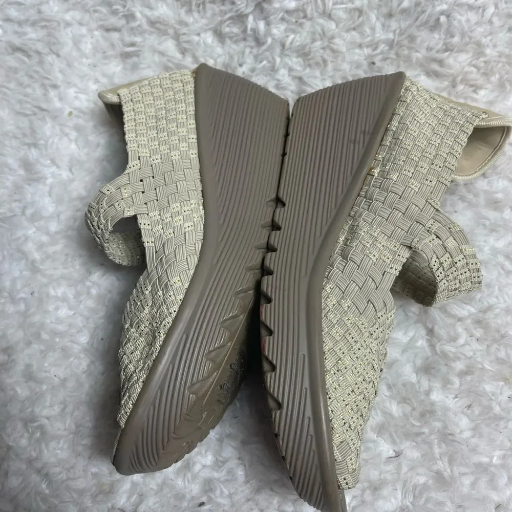 Skechers Parallel Beige /Gold Weave Wedge Peep Toe Sandals Shoes SZ9.5